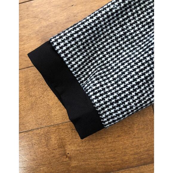 NWT Womens Black White Herringbone Split Neck dress size M - Picture 7 of 12